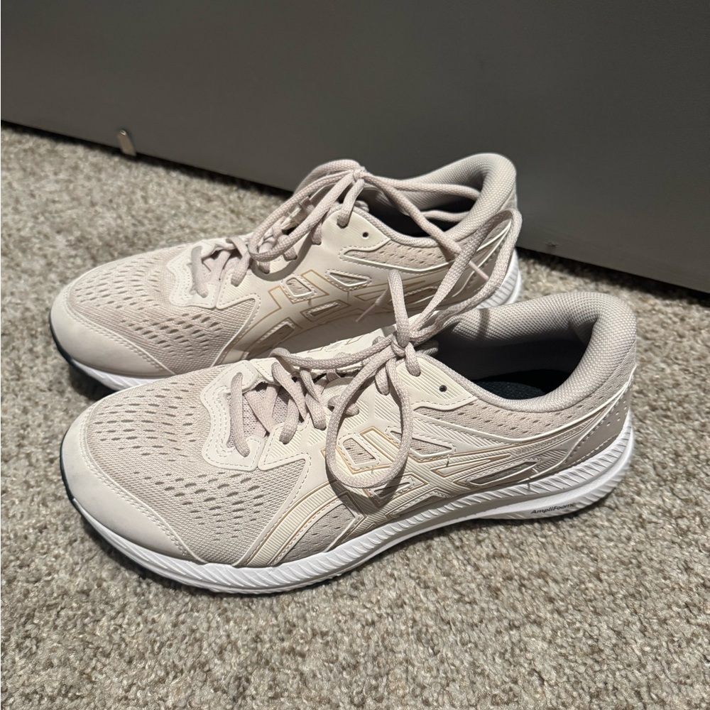 Asics Cream Athletic Shoes Mesh Upper Cushioned Midsole